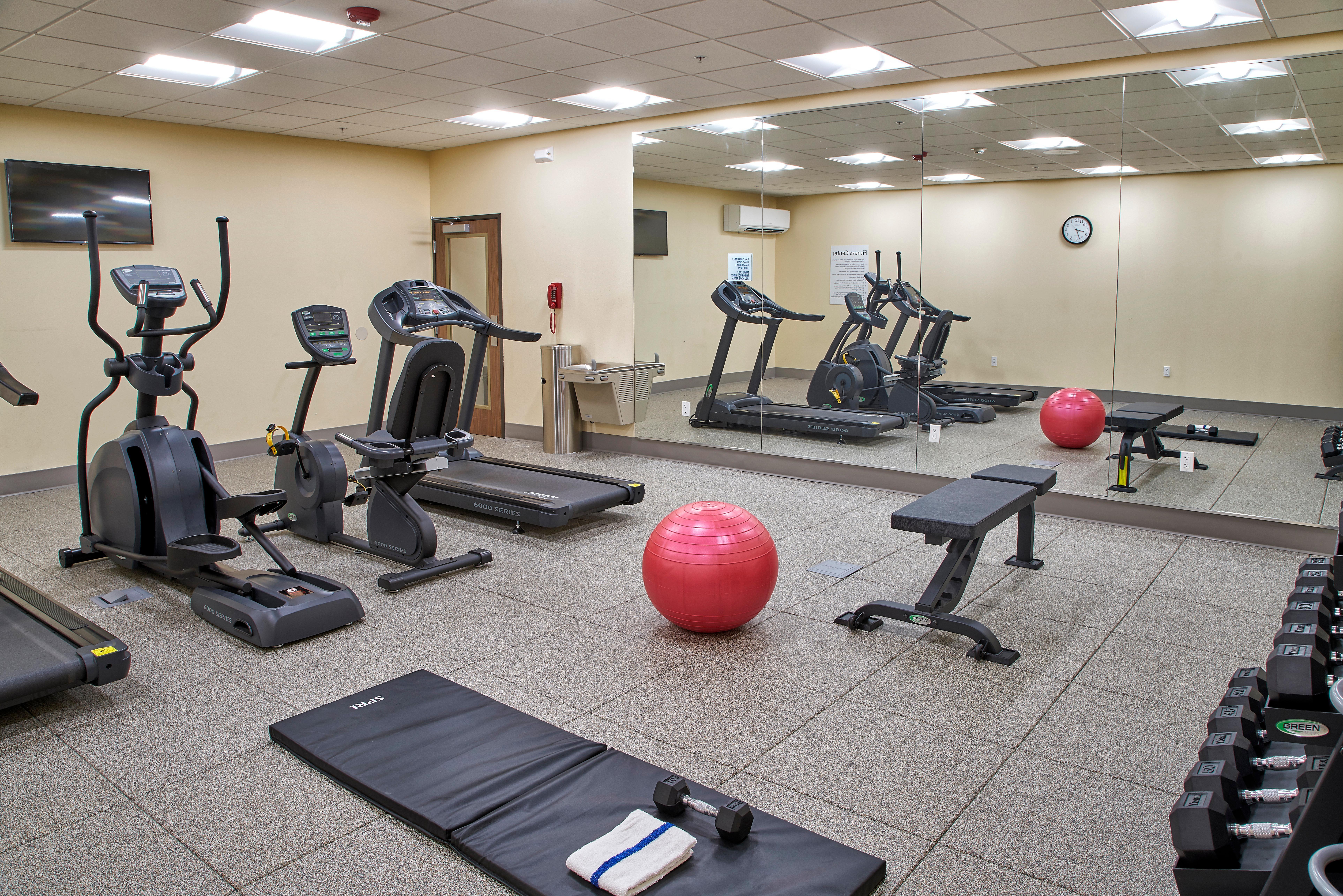 Holiday Inn Express & Suites Tulsa Ne, Claremore, An Ihg Hotel Екстериор снимка